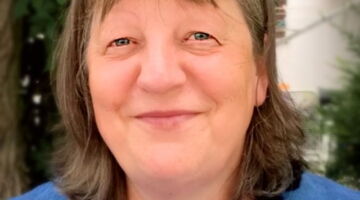 Die Leichtigkeit des Fadens beim kreativen Handweben